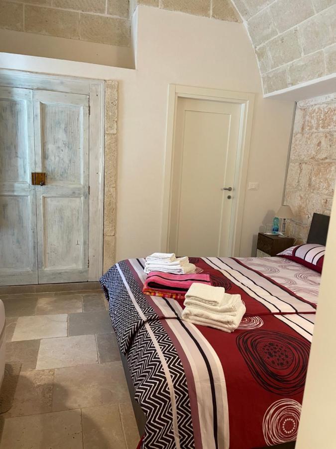 אוסטוני B&B, Chambre D'Hotes In Villa Elena, Affittacamere מראה חיצוני תמונה